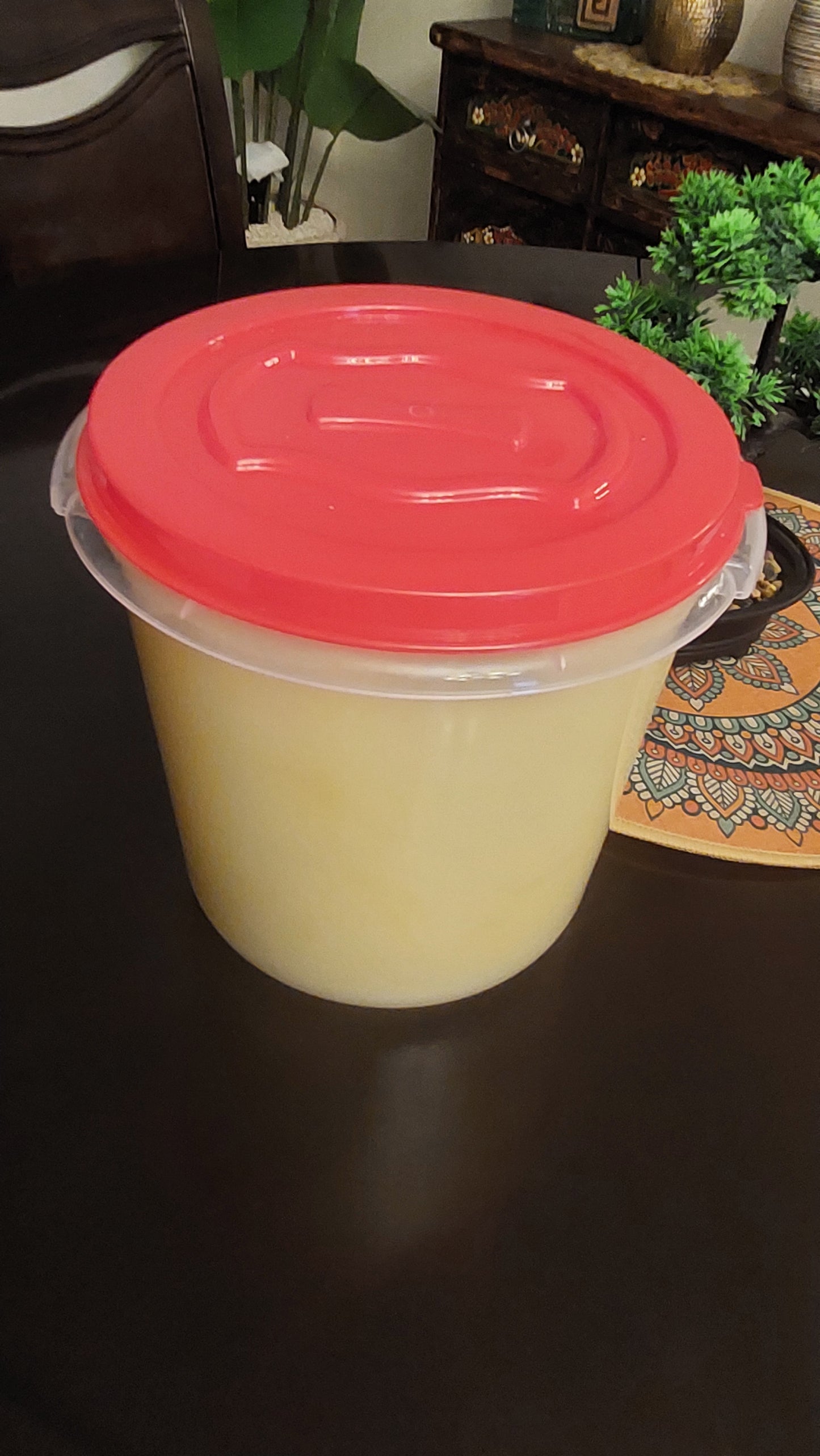 Pure Desi Cow Ghee – Traditionally Crafted